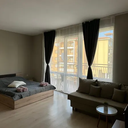 студио петя Sunny Beach